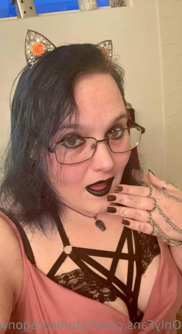 satanicdragonwitch Onlyfans leaked photo 10841696 on Hotleaks.tv