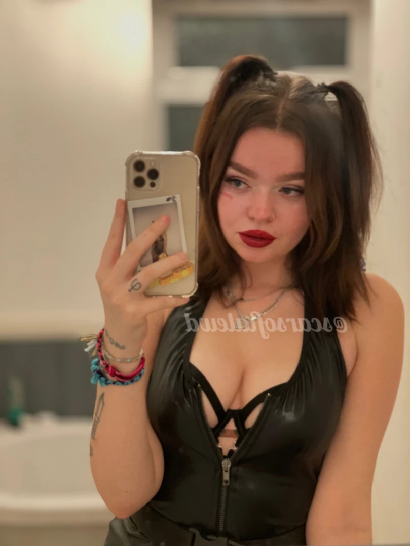 scarlet sofia [ scarsofialewd ] Onlyfans leaked photo 12217715 on Hotleaks.tv