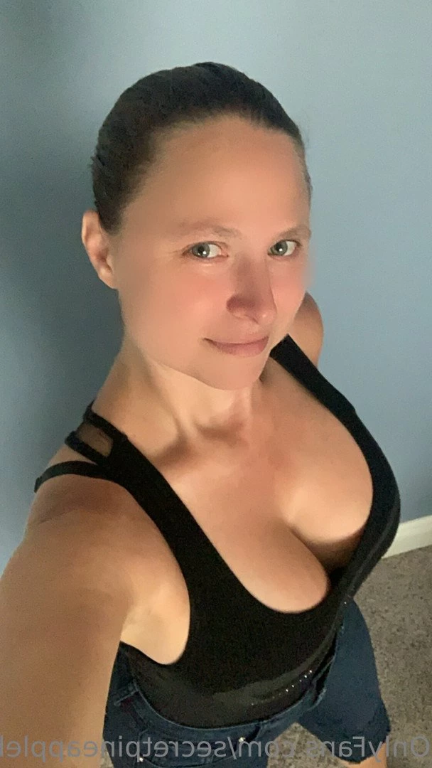 Secret Pineapple Babe [ secretpineapplebabe ] Onlyfans leaked photo 5249520 on Hotleaks.tv