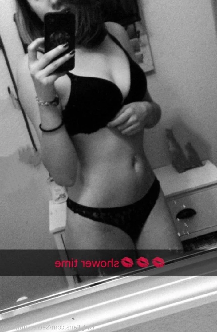 secretsubmissiv Onlyfans leaked photo 5009328 on Hotleaks.tv
