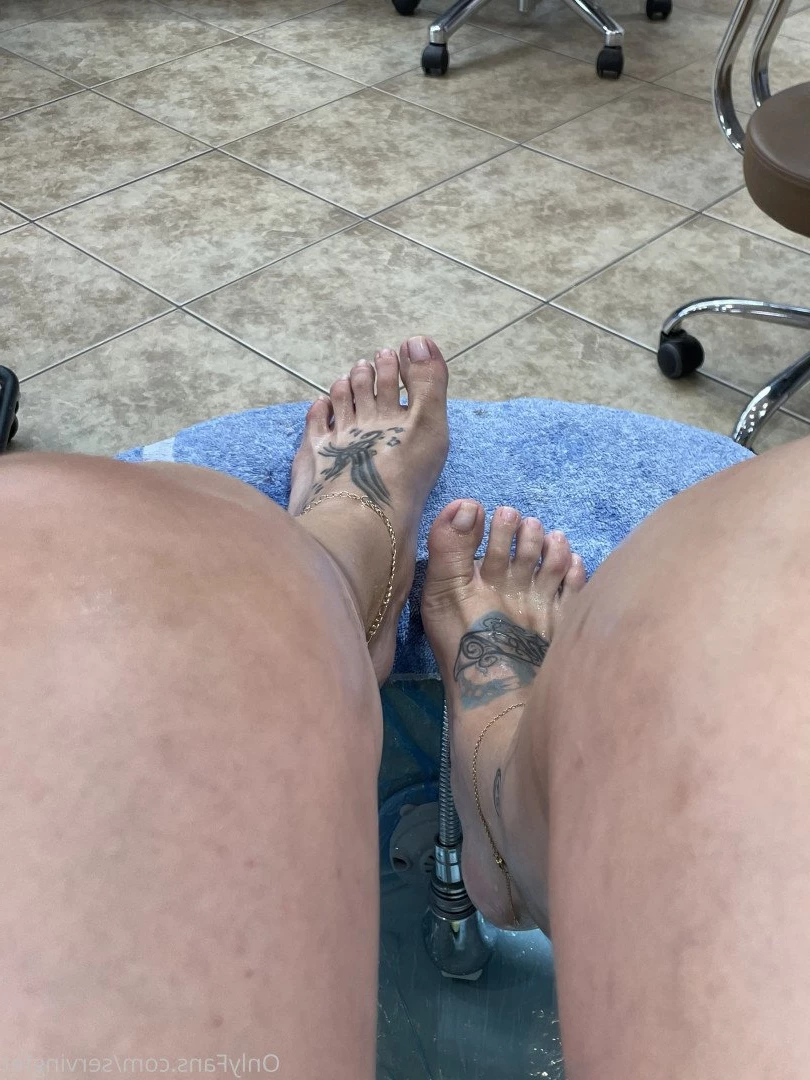SERVINGBAREFEET [ servingfet ] Onlyfans leaked photo 5039331 on Hotleaks.tv