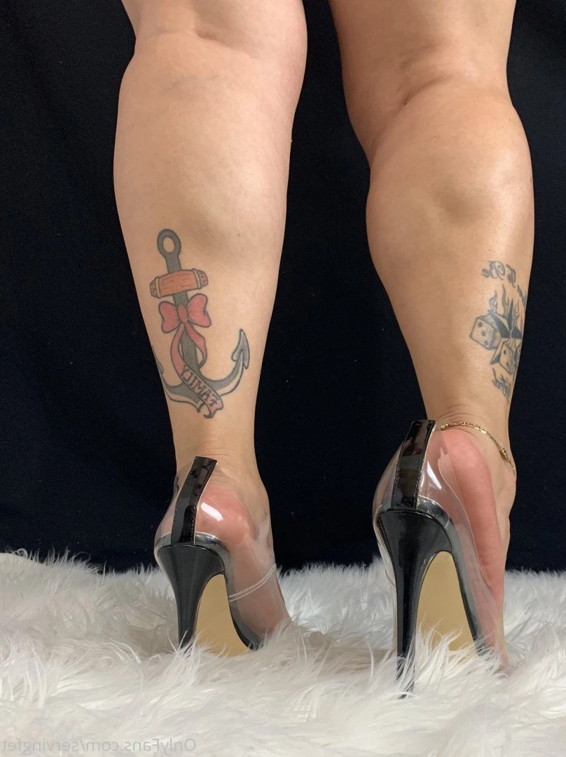 SERVINGBAREFEET [ servingfet ] Onlyfans leaked photo 5040995 on Hotleaks.tv