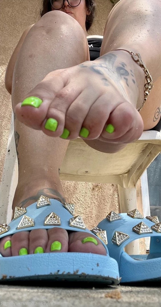 SERVINGBAREFEET [ servingfet ] Onlyfans leaked photo 5041342 on Hotleaks.tv