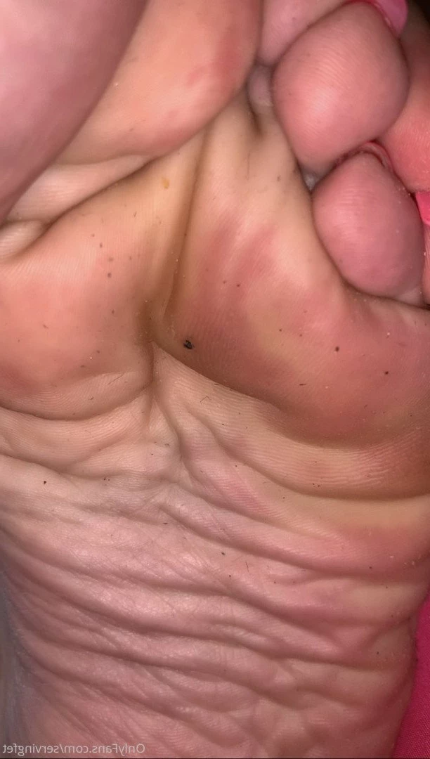 SERVINGBAREFEET [ servingfet ] Onlyfans leaked photo 5041940 on Hotleaks.tv