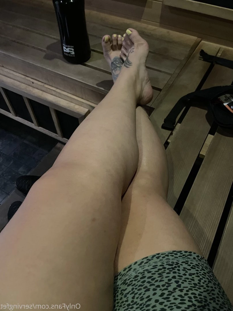 SERVINGBAREFEET [ servingfet ] Onlyfans leaked photo 5044204 on Hotleaks.tv