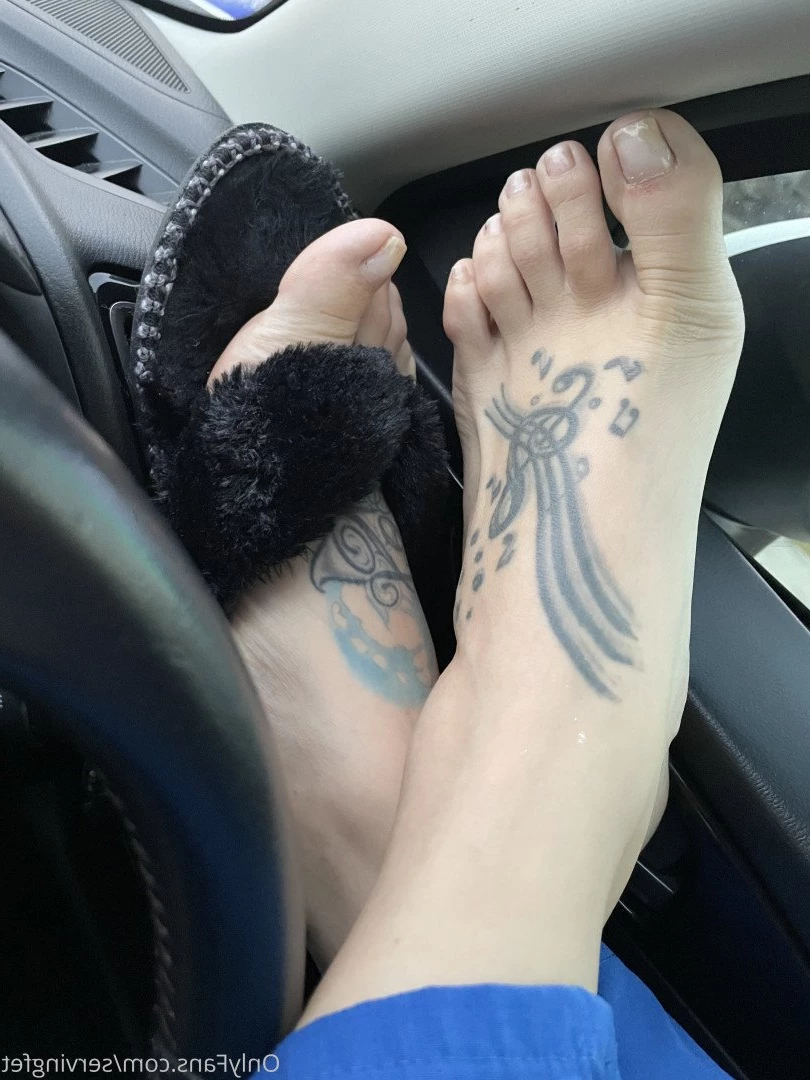 SERVINGBAREFEET [ servingfet ] Onlyfans leaked photo 5044627 on Hotleaks.tv
