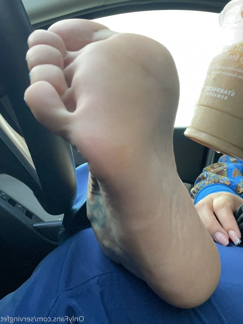 SERVINGBAREFEET [ servingfet ] Onlyfans leaked photo 5046028 on Hotleaks.tv