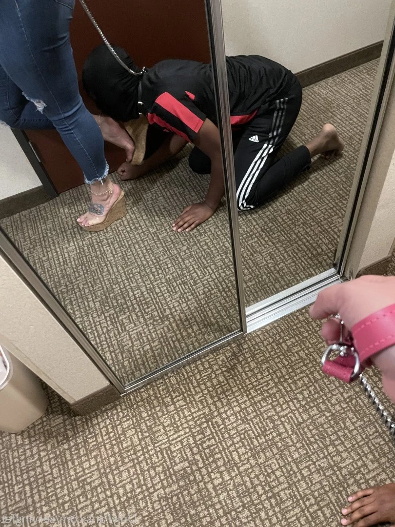 SERVINGBAREFEET [ servingfet ] Onlyfans leaked photo 5046043 on Hotleaks.tv
