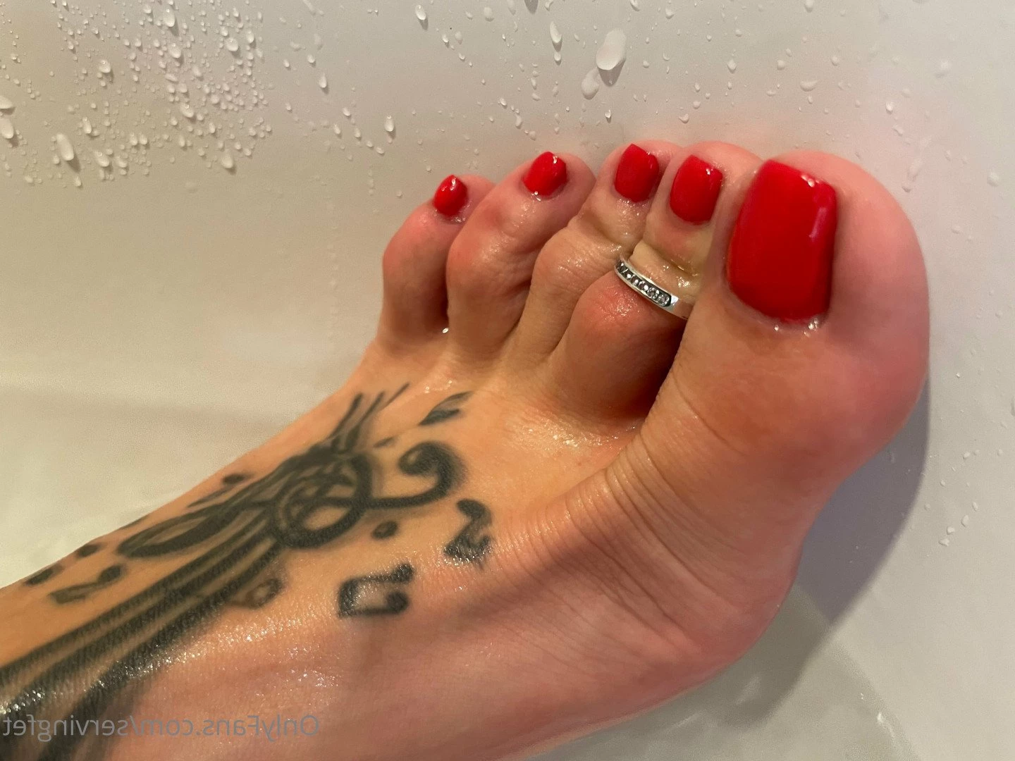 SERVINGBAREFEET [ servingfet ] Onlyfans leaked photo 5046414 on Hotleaks.tv