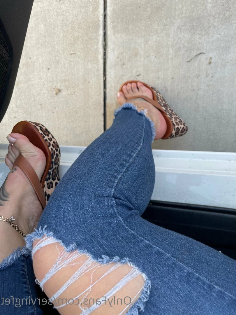 SERVINGBAREFEET [ servingfet ] Onlyfans leaked photo 5046691 on Hotleaks.tv