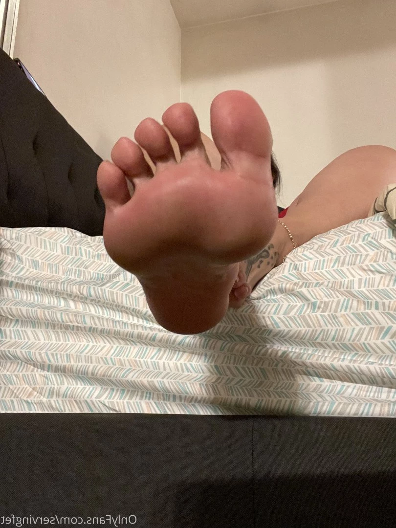 SERVINGBAREFEET [ servingfet ] Onlyfans leaked photo 5046792 on Hotleaks.tv