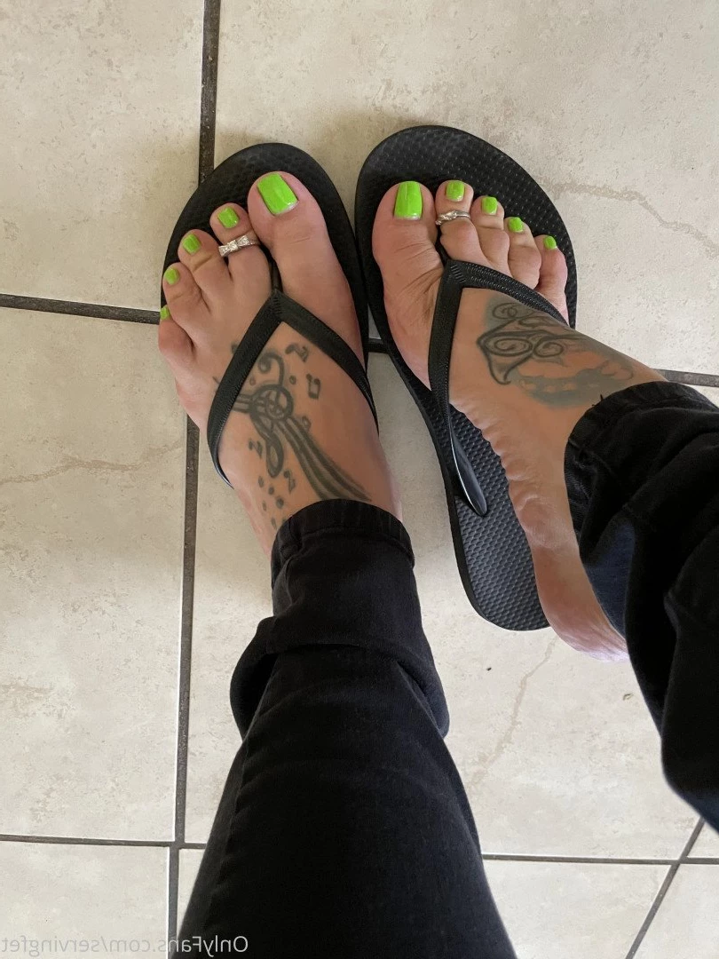 SERVINGBAREFEET [ servingfet ] Onlyfans leaked photo 5046966 on Hotleaks.tv