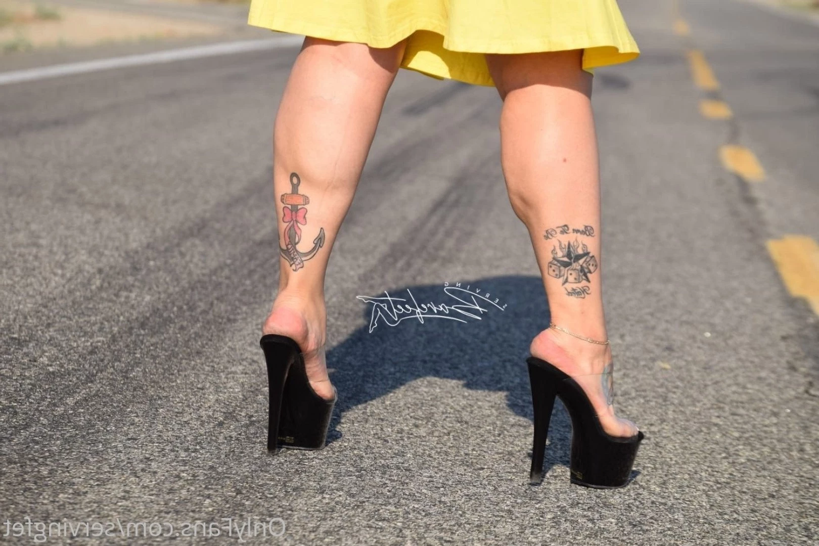 SERVINGBAREFEET [ servingfet ] Onlyfans leaked photo 5047234 on Hotleaks.tv