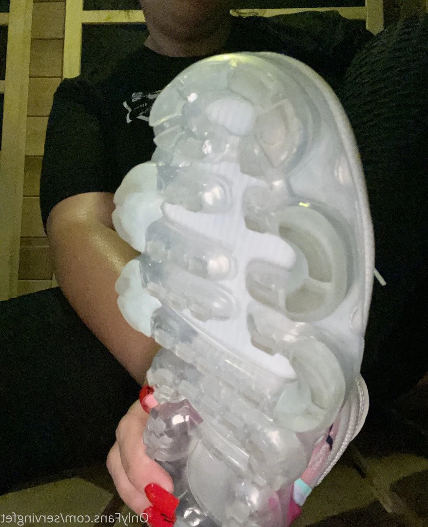 SERVINGBAREFEET [ servingfet ] Onlyfans leaked photo 5048153 on Hotleaks.tv