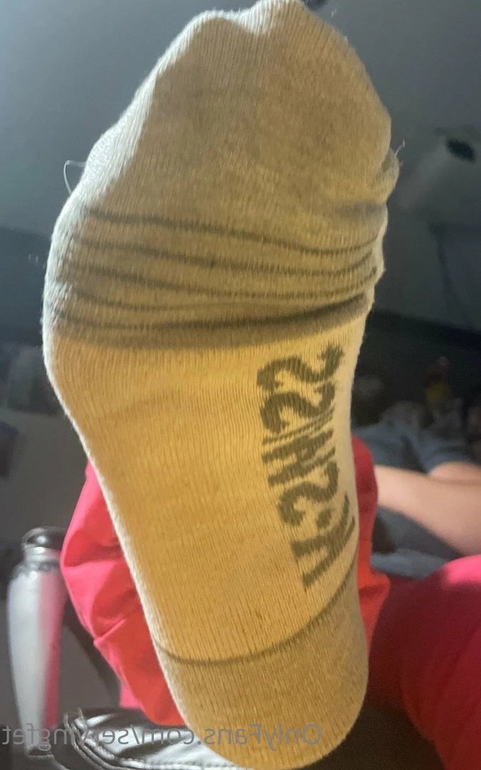 SERVINGBAREFEET [ servingfet ] Onlyfans leaked photo 5048656 on Hotleaks.tv