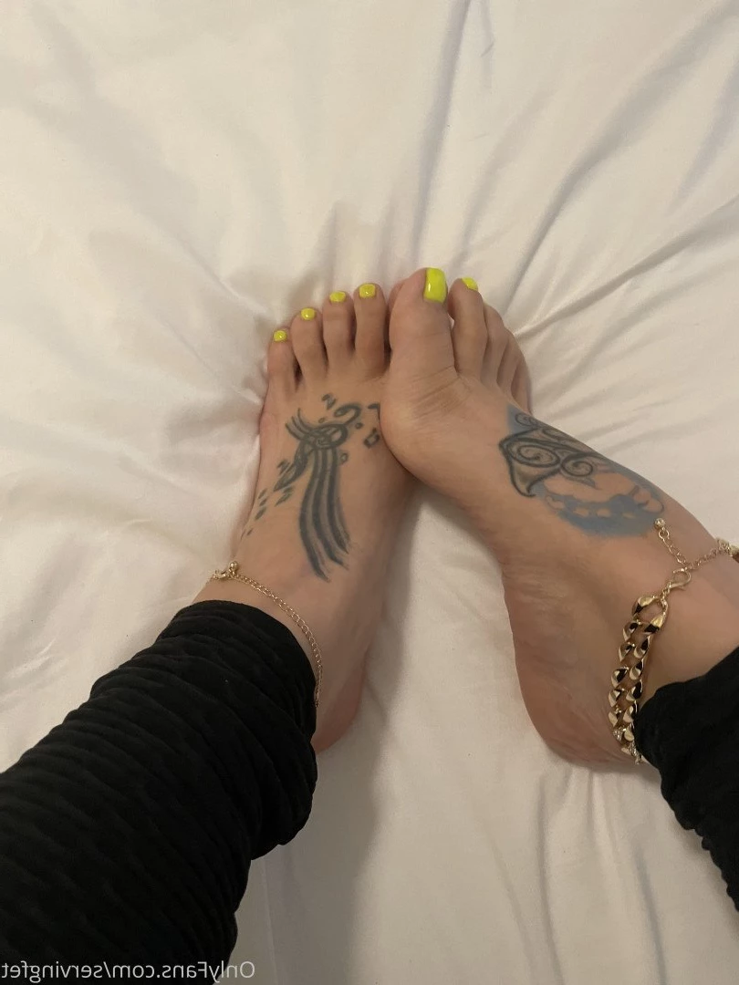 SERVINGBAREFEET [ servingfet ] Onlyfans leaked photo 5049797 on Hotleaks.tv