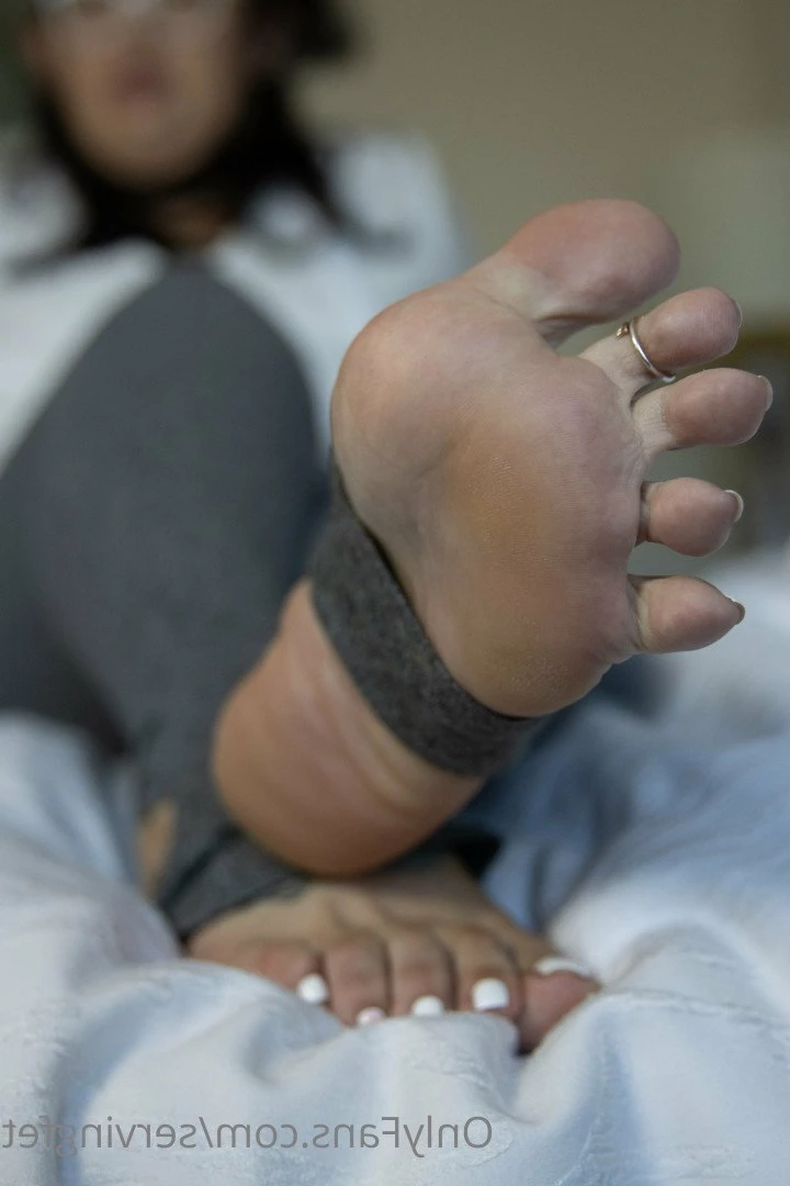 SERVINGBAREFEET [ servingfet ] Onlyfans leaked photo 5049811 on Hotleaks.tv