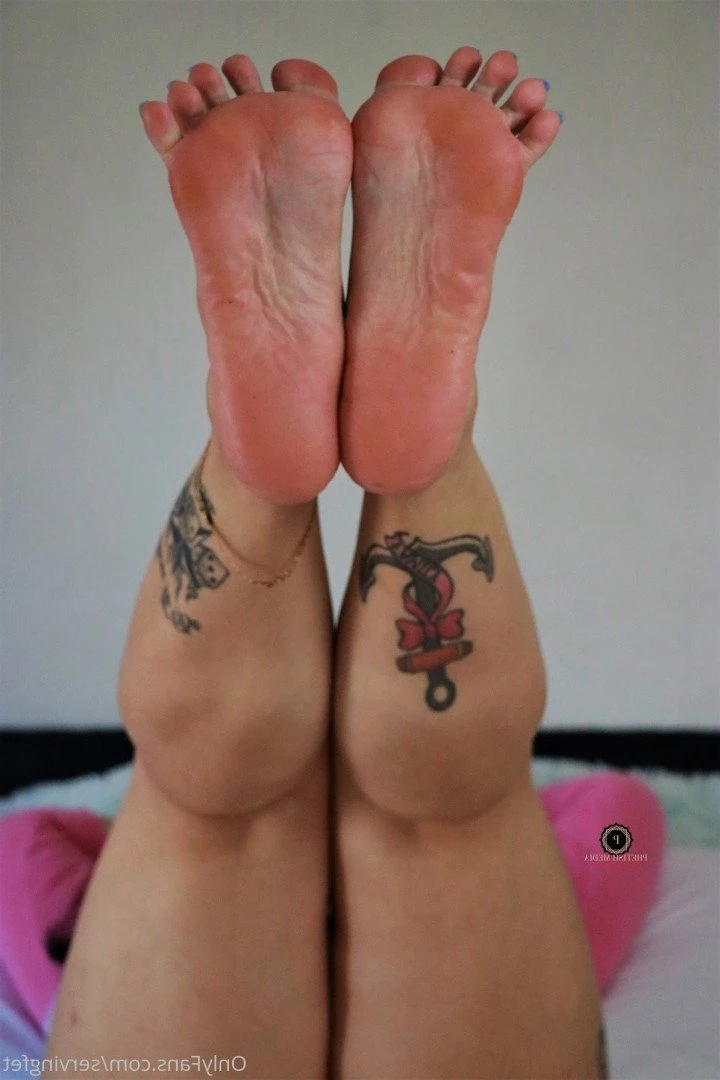 SERVINGBAREFEET [ servingfet ] Onlyfans leaked photo 5051092 on Hotleaks.tv