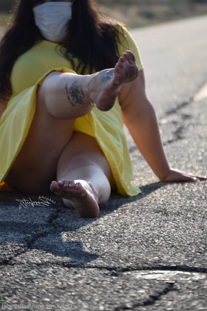 SERVINGBAREFEET [ servingfet ] Onlyfans leaked photo 5052453 on Hotleaks.tv