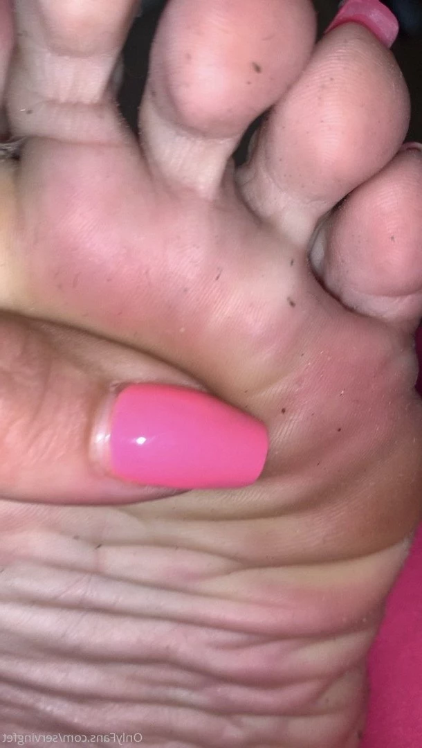 SERVINGBAREFEET [ servingfet ] Onlyfans leaked photo 5052529 on Hotleaks.tv