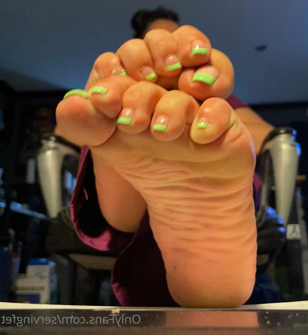 SERVINGBAREFEET [ servingfet ] Onlyfans leaked photo 5053118 on Hotleaks.tv