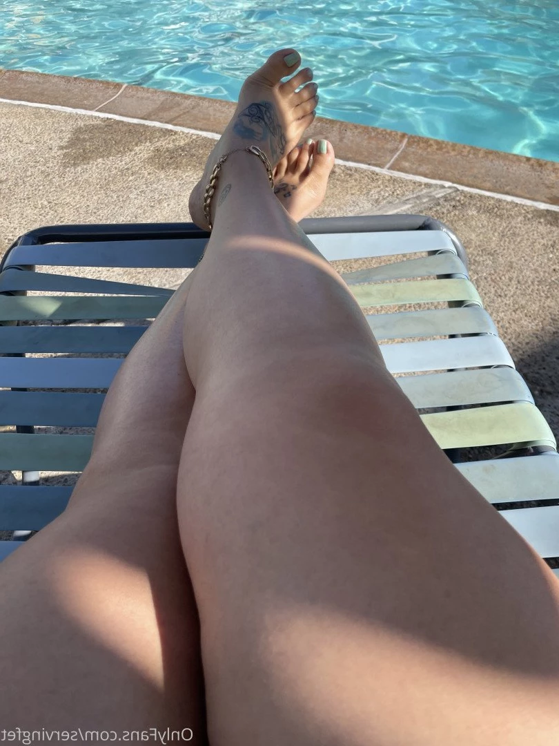 SERVINGBAREFEET [ servingfet ] Onlyfans leaked photo 5066337 on Hotleaks.tv
