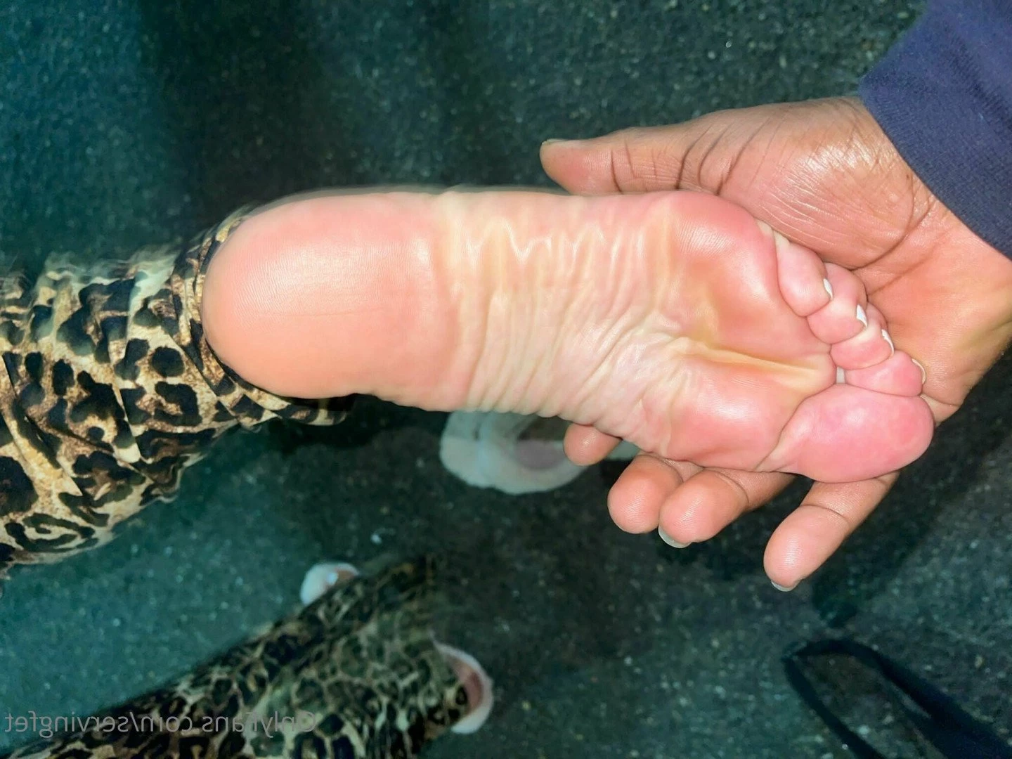 SERVINGBAREFEET [ servingfet ] Onlyfans leaked photo 5066524 on Hotleaks.tv