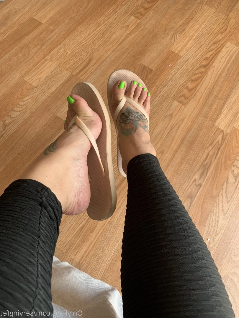 SERVINGBAREFEET [ servingfet ] Onlyfans leaked photo 5066558 on Hotleaks.tv