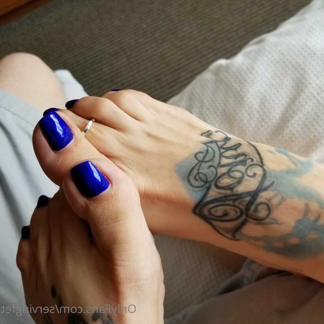 SERVINGBAREFEET [ servingfet ] Onlyfans leaked photo 5068440 on Hotleaks.tv