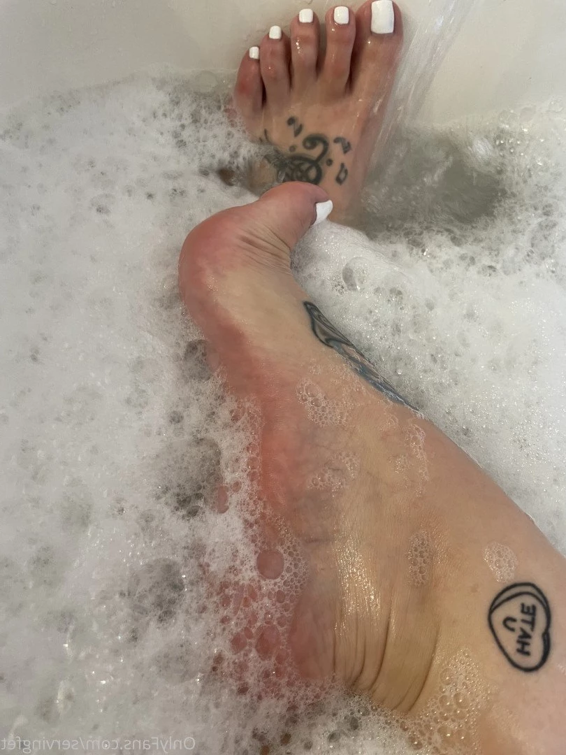 SERVINGBAREFEET [ servingfet ] Onlyfans leaked photo 5069207 on Hotleaks.tv