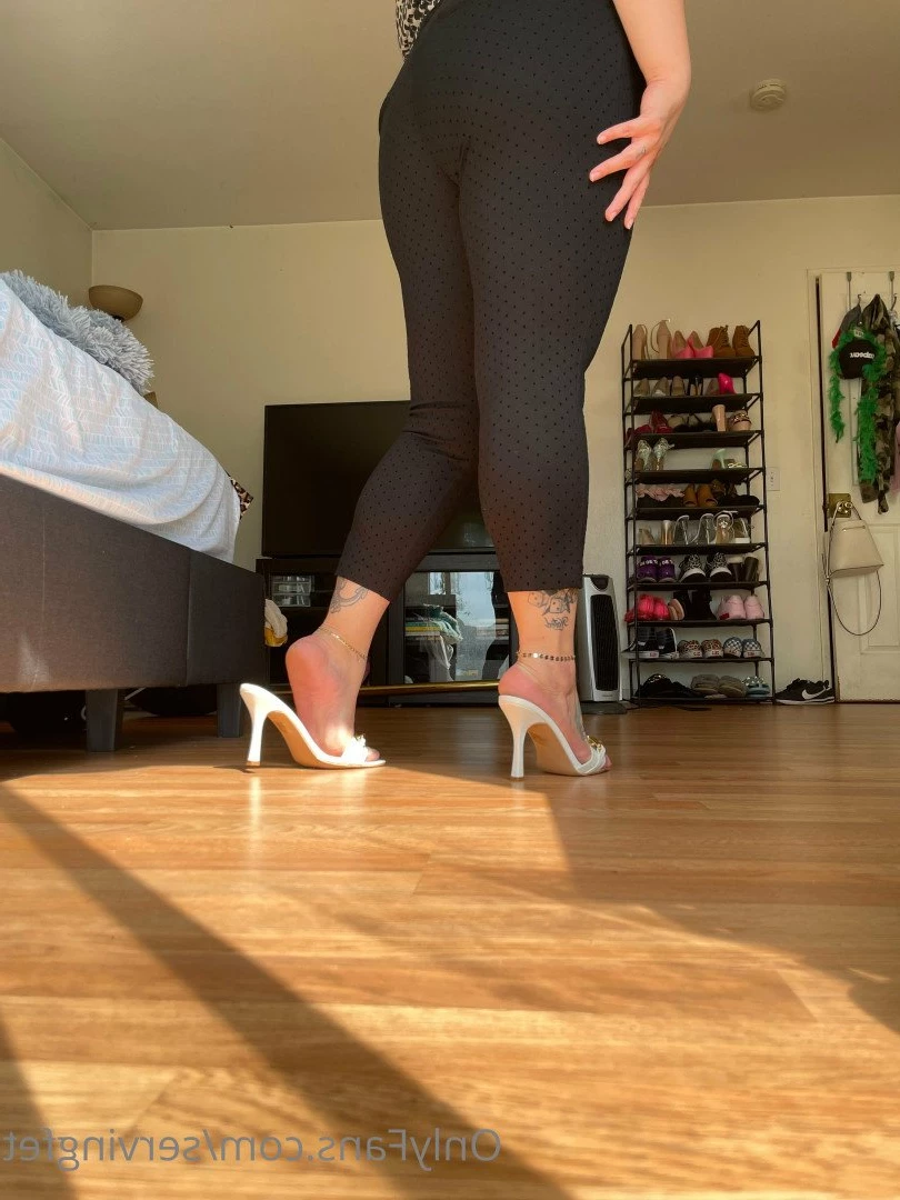 SERVINGBAREFEET [ servingfet ] Onlyfans leaked photo 5070566 on Hotleaks.tv