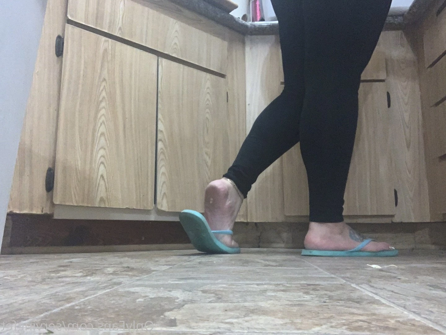 SERVINGBAREFEET [ servingfet ] Onlyfans leaked photo 5070633 on Hotleaks.tv