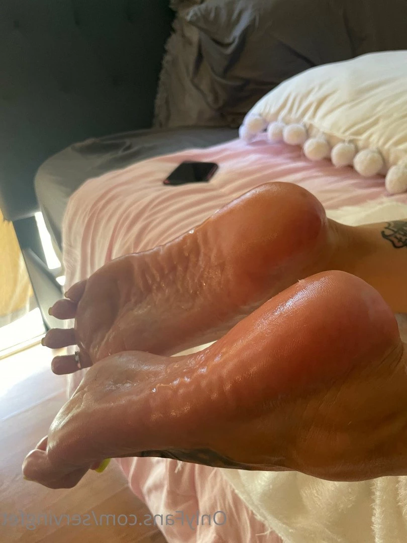 SERVINGBAREFEET [ servingfet ] Onlyfans leaked photo 5071829 on Hotleaks.tv