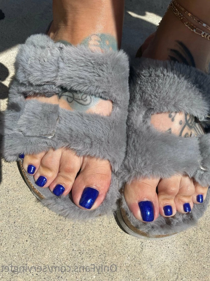 SERVINGBAREFEET [ servingfet ] Onlyfans leaked photo 5072542 on Hotleaks.tv