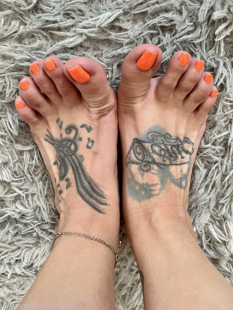 SERVINGBAREFEET [ servingfet ] Onlyfans leaked photo 5072885 on Hotleaks.tv