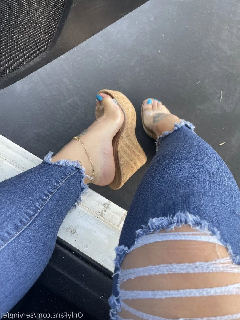 SERVINGBAREFEET [ servingfet ] Onlyfans leaked photo 5073110 on Hotleaks.tv