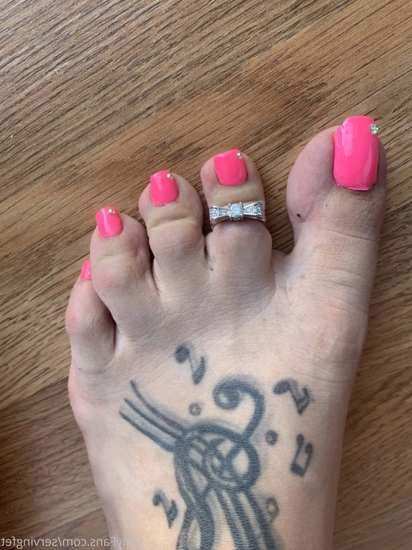 SERVINGBAREFEET [ servingfet ] Onlyfans leaked photo 5073622 on Hotleaks.tv