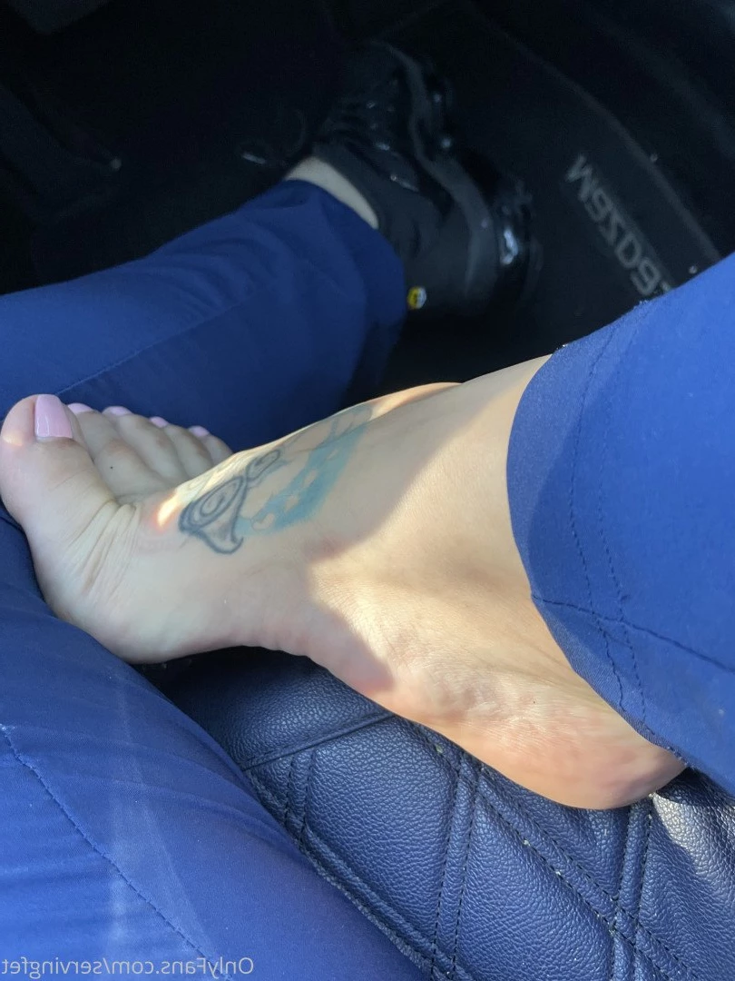 SERVINGBAREFEET [ servingfet ] Onlyfans leaked photo 5073832 on Hotleaks.tv