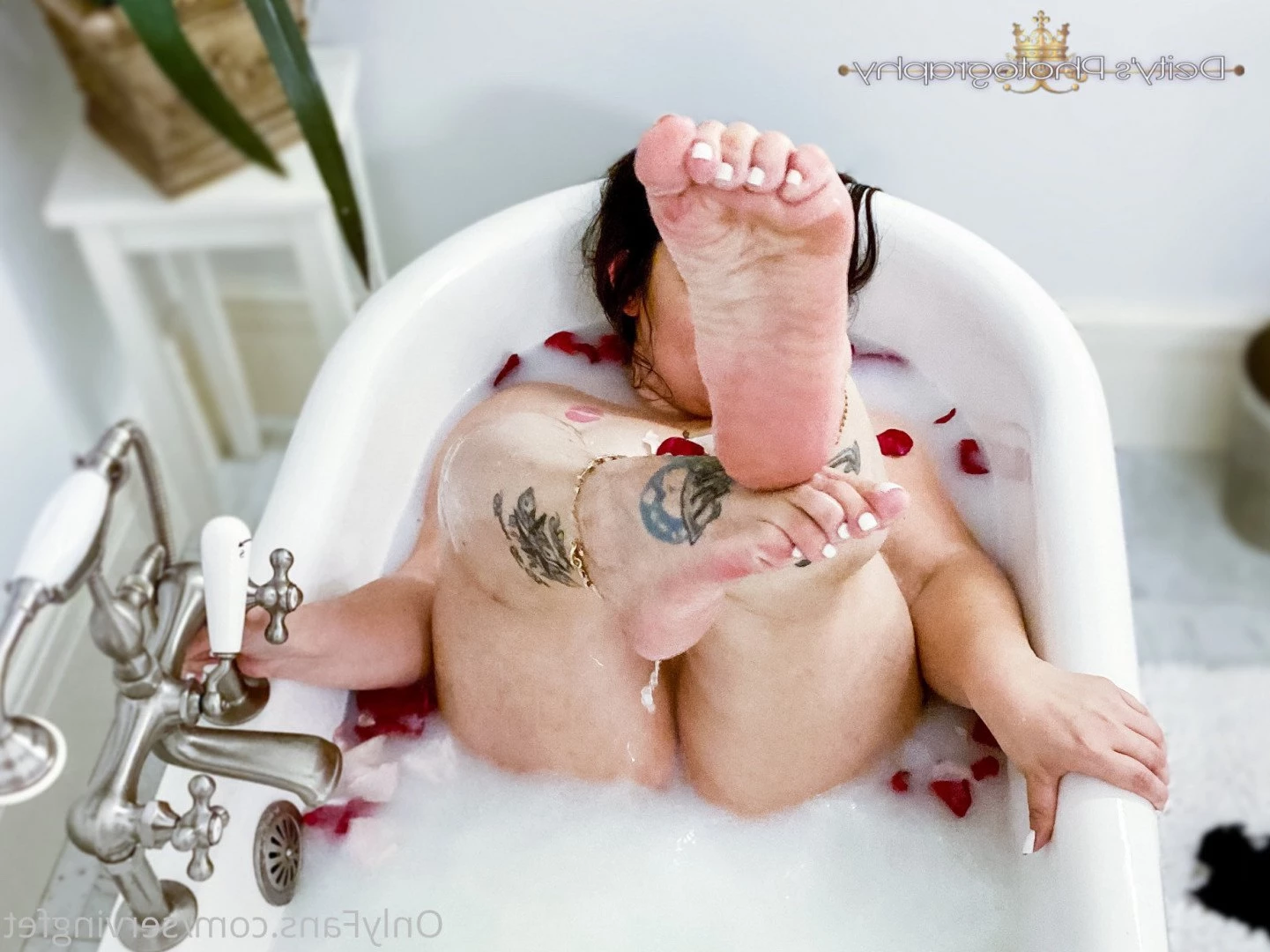 SERVINGBAREFEET [ servingfet ] Onlyfans leaked photo 5074178 on Hotleaks.tv
