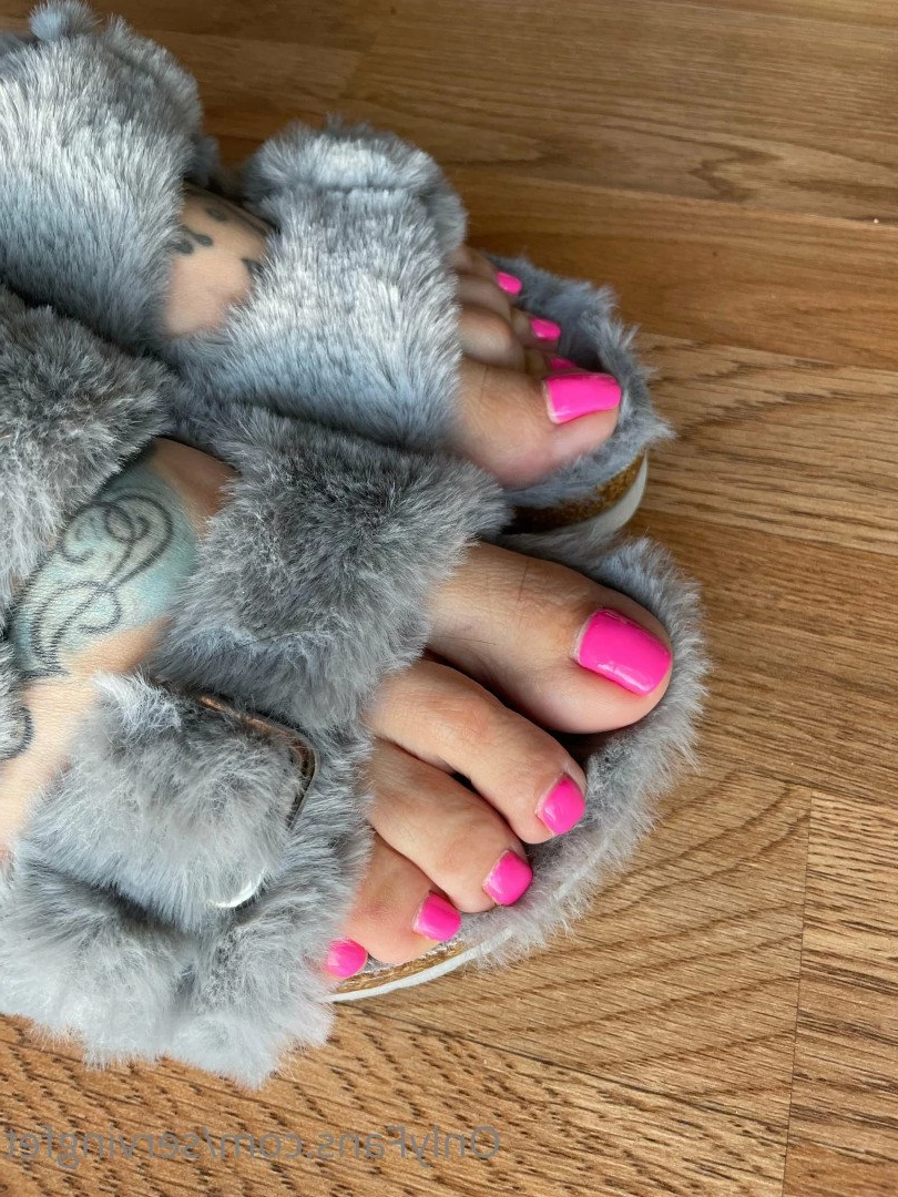 SERVINGBAREFEET [ servingfet ] Onlyfans leaked photo 5074229 on Hotleaks.tv