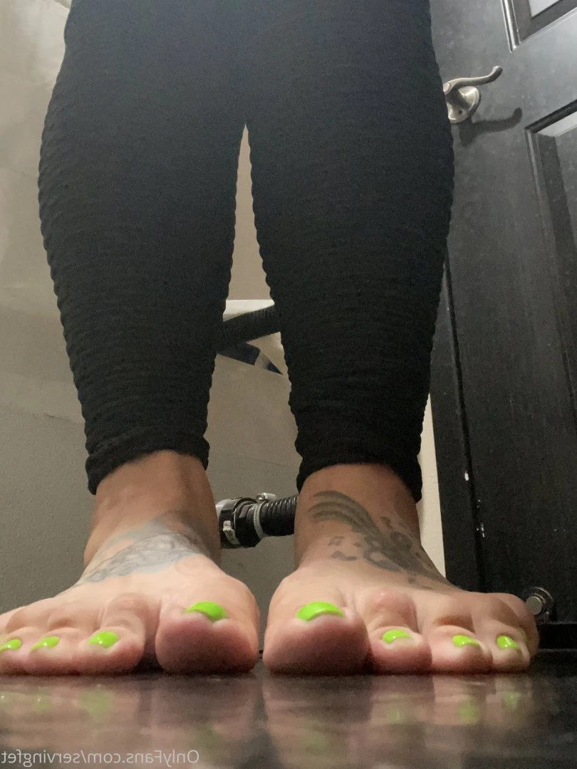SERVINGBAREFEET [ servingfet ] Onlyfans leaked photo 5074786 on Hotleaks.tv