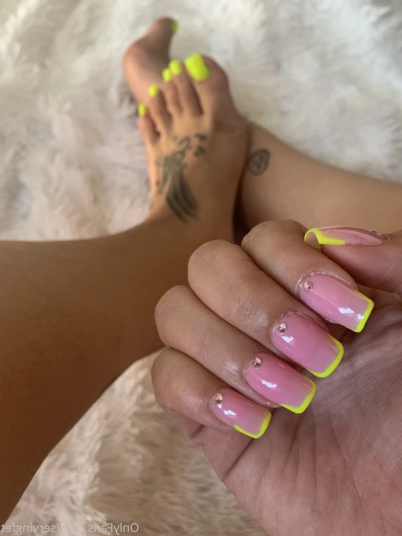SERVINGBAREFEET [ servingfet ] Onlyfans leaked photo 5074967 on Hotleaks.tv