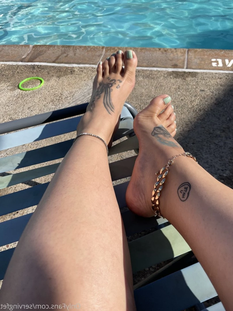 SERVINGBAREFEET [ servingfet ] Onlyfans leaked photo 5074977 on Hotleaks.tv