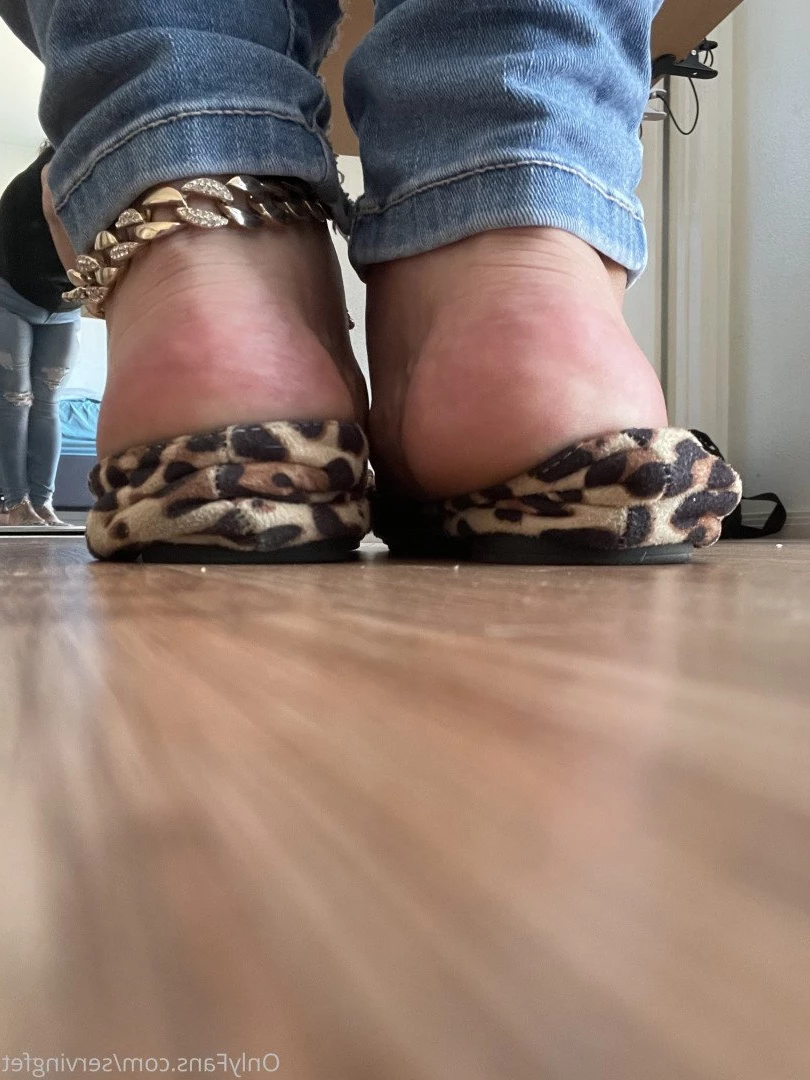 SERVINGBAREFEET [ servingfet ] Onlyfans leaked photo 5074987 on Hotleaks.tv