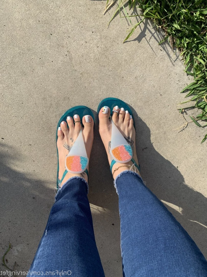 SERVINGBAREFEET [ servingfet ] Onlyfans leaked photo 5075490 on Hotleaks.tv