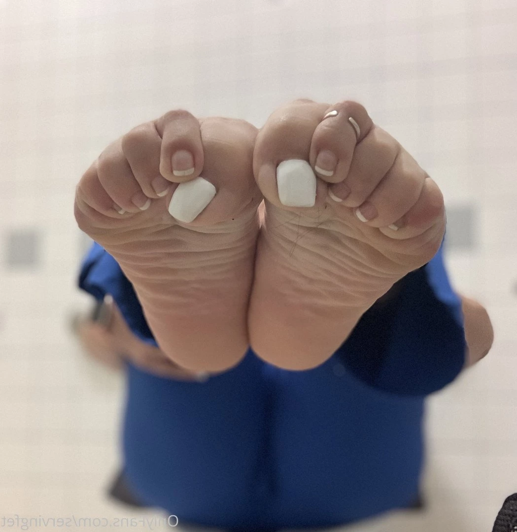SERVINGBAREFEET [ servingfet ] Onlyfans leaked photo 5075674 on Hotleaks.tv