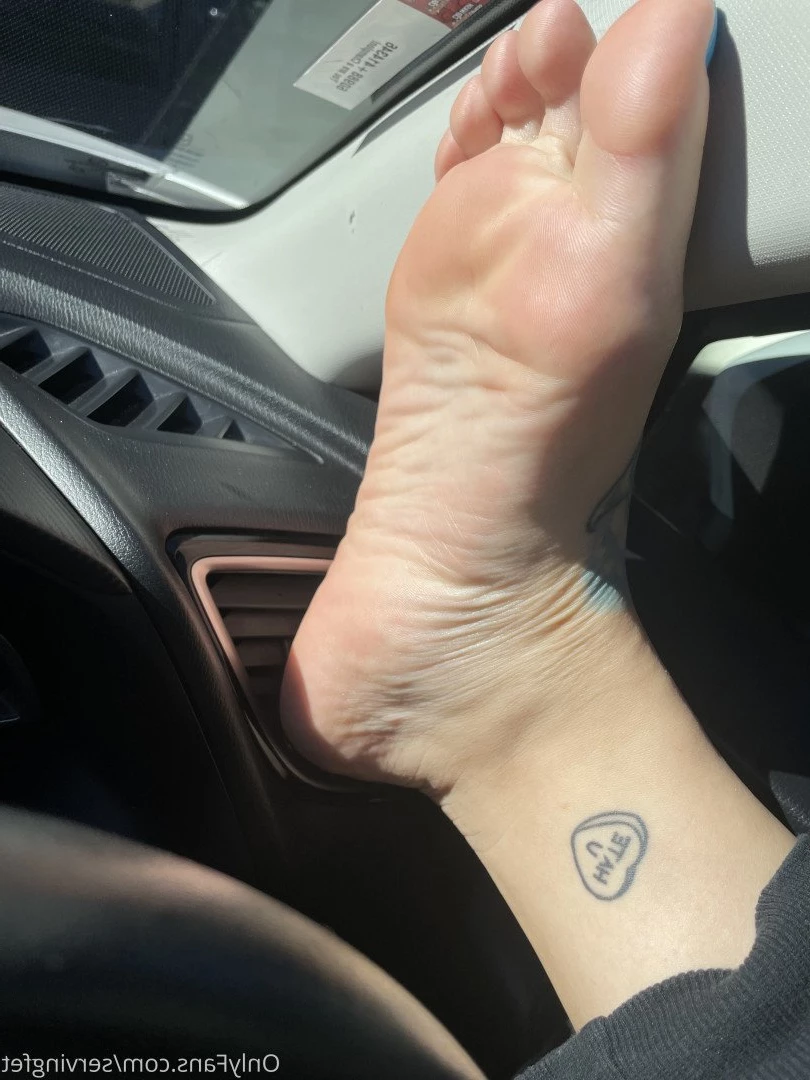 SERVINGBAREFEET [ servingfet ] Onlyfans leaked photo 5076444 on Hotleaks.tv