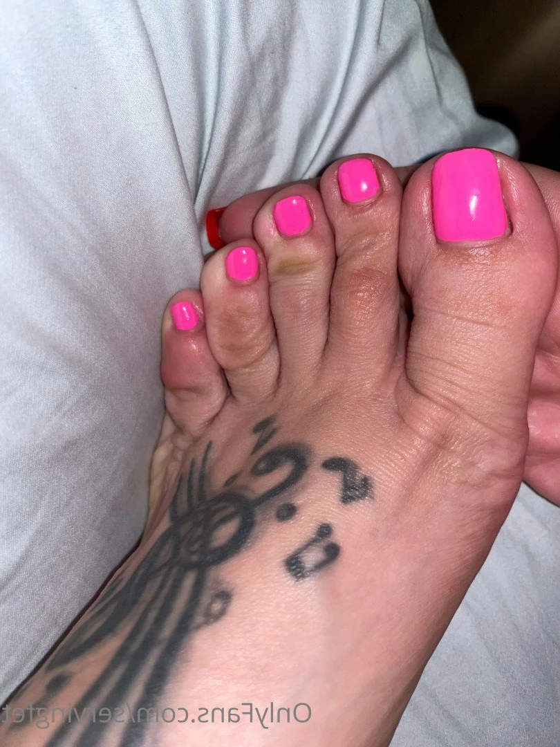SERVINGBAREFEET [ servingfet ] Onlyfans leaked photo 5076762 on Hotleaks.tv