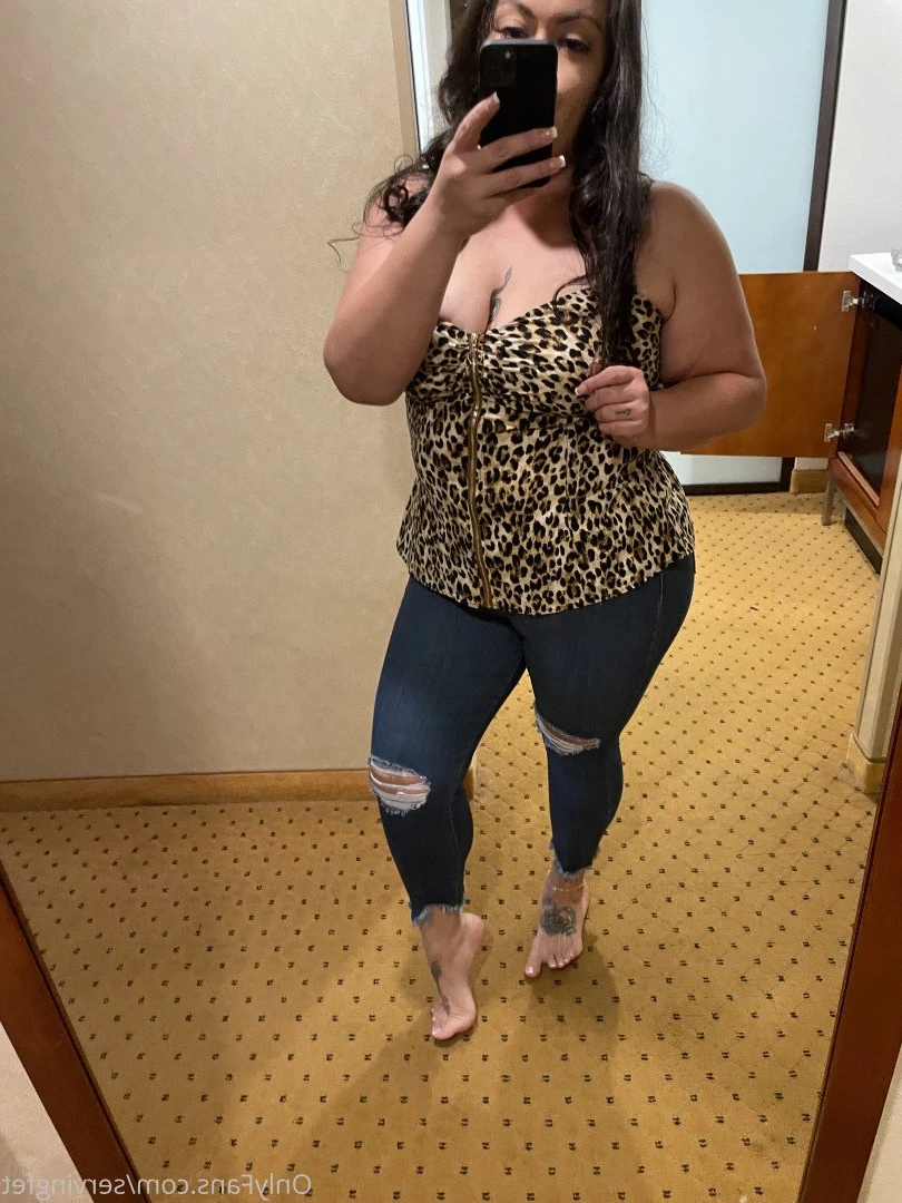 SERVINGBAREFEET [ servingfet ] Onlyfans leaked photo 5076795 on Hotleaks.tv