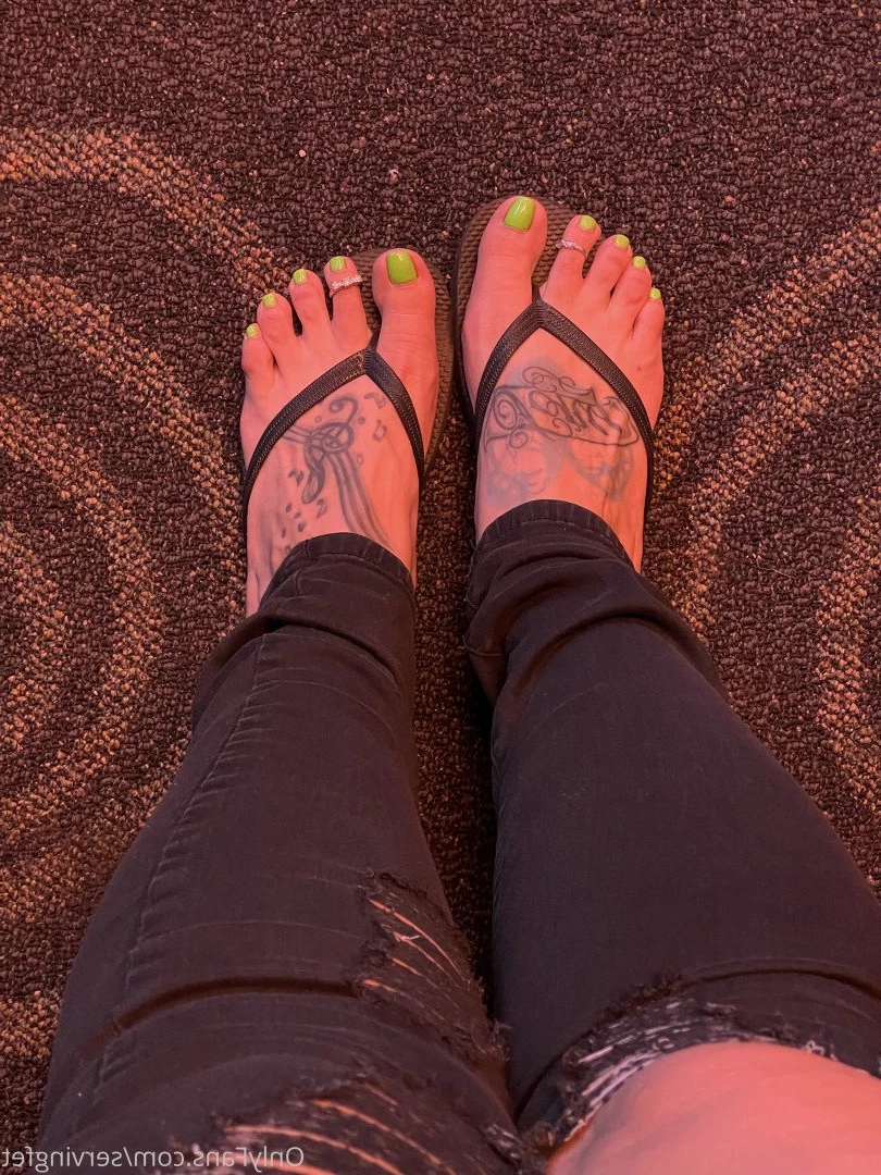 SERVINGBAREFEET [ servingfet ] Onlyfans leaked photo 5076977 on Hotleaks.tv